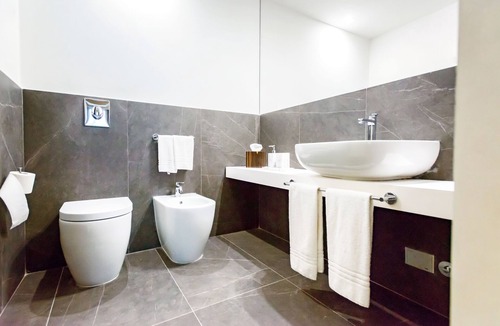 Ruggero Settimo Hotel | Hotel Politeama