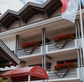 Lutago Hotel | Hotel Tiroler Adler