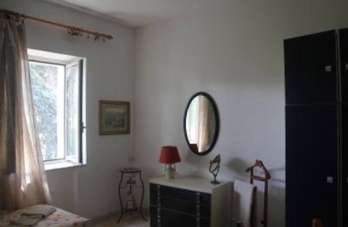 Anzio Villa | House with garden close the beach