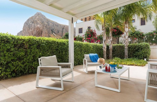 San Vito Lo Capo Apartment | House with terrace, 80 metres from beach of San Vito lo Capo, Sicily