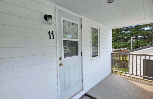 Hunts Point Apartment | Hunts Point Beachside Suite #11