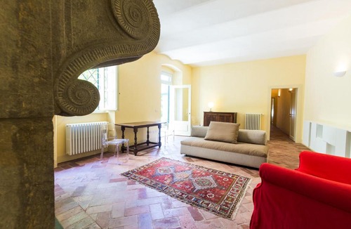 Sansepolcro Apartment | il camino