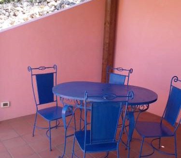 Castelluzzo House | il corbezzolo