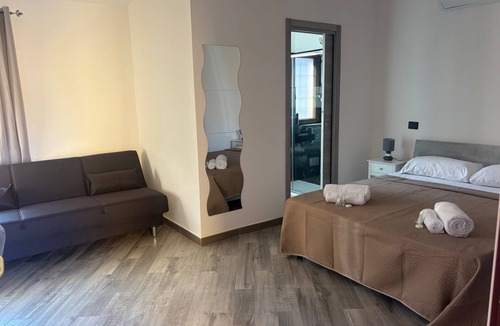 Universita House | Il Piccolo Borghetto