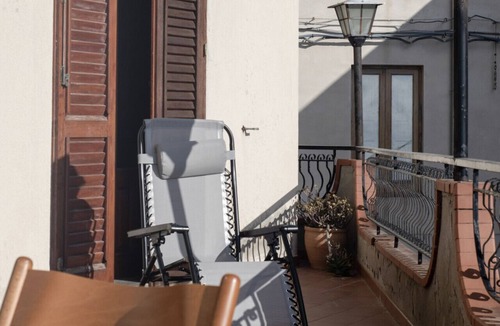 Roccavaldina Apartment | Il rifugio del templare - Appartamento Paggio