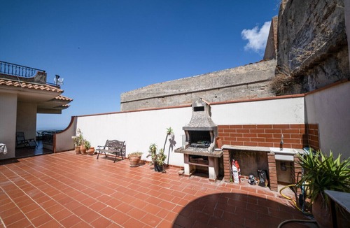 Roccavaldina Apartment | Il rifugio del templare - Appartamento Cavaliere