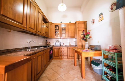 Roccavaldina House | Il Rifugio Del Templare