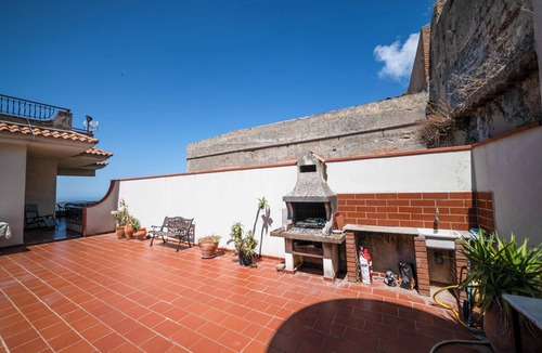 Roccavaldina House | Il Rifugio Del Templare