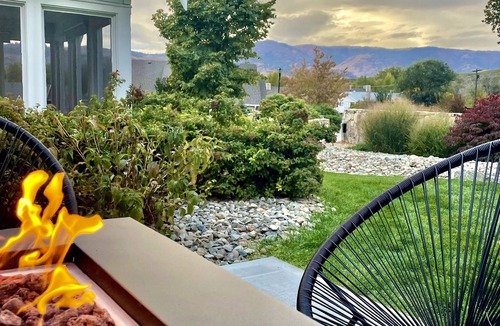 Osoyoos Cottage | *Impeccable 3 bedrm cottage in sought-after "The Cottages" Osoyoos Lake & beach