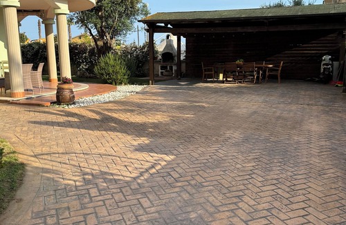Anzio Villa | In quiet and relaxing setting 1.5km from the sea, suitable for families and friends,