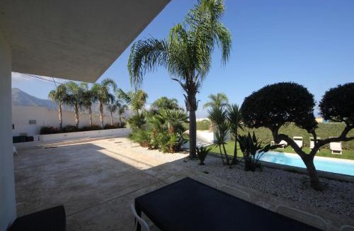 Alcamo Marina Apartment | IRIS HOME Private Pool