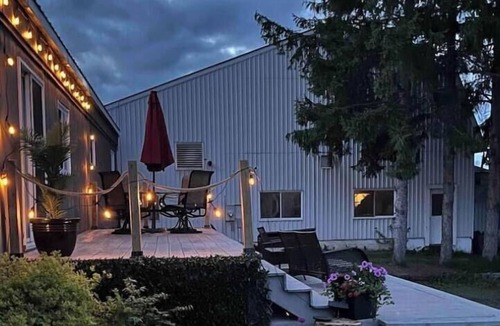 Merrickville-Wolford House | Island Apple Orchard Get Away