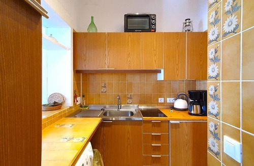 Pino Lago Maggiore Apartment | Apartment by Lake Maggiore with Mountain Views