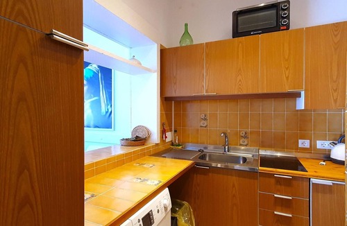 Pino Lago Maggiore Apartment | Apartment by Lake Maggiore with Mountain Views