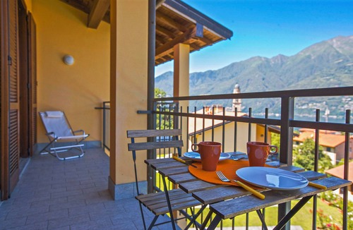 Pino Lago Maggiore Apartment | With great attention to detail furnished studio apartments in a residence with pool