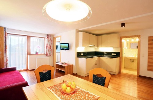 Santo Stefano Apartment | Panorama - holiday flat