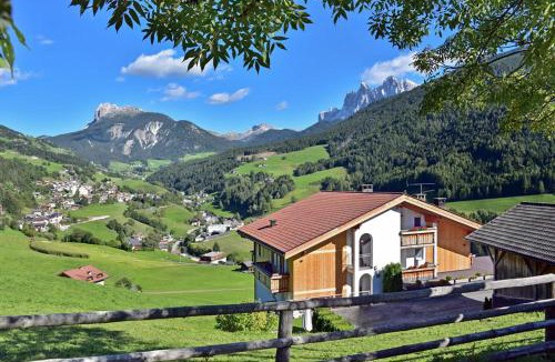 Funes Apartment | Jaiterhof