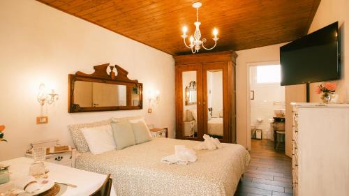 Castelvetrano House | Jess & Joe's
