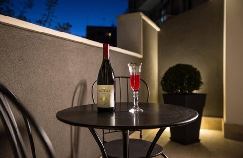 Old Town Apartment | Junior Suite with Terrace - A wisp of smoke