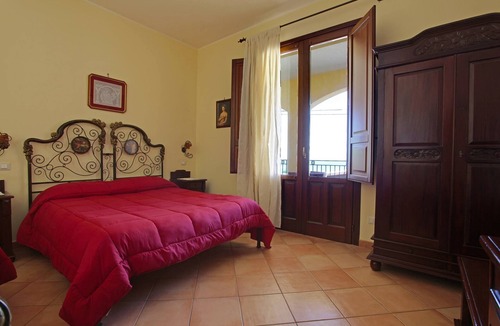 Macari Bed & Breakfast | Kalura