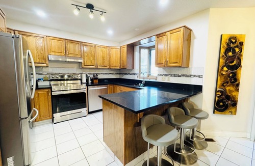 West Edmonton House | Kid's Paradise*Kingbed*Near WEM*Fireplace*4BR Home