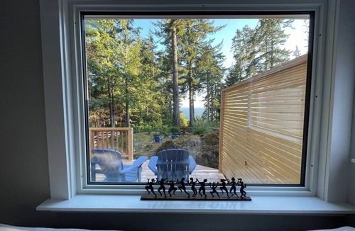 Otter Point Cabin | King Creek Cottage - ocean views and quiet escape in Otter Point