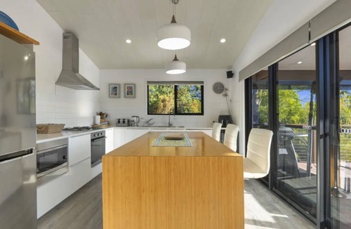 Kingfisher Bay House | Kokomo at Kingfisher Bay