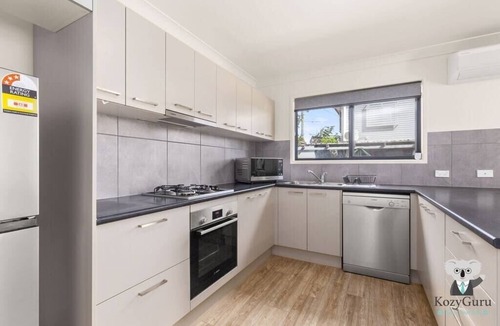 Mount Gravatt East House | KozyGuru | Mt Gravatt East | 3 Bed Home