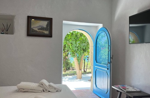Capo d'Orlando Bed & Breakfast | La Casa del Nespolo