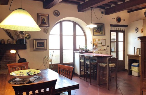 Lucignano Apartment | LA CASA SUI TETTI