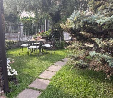 Ragalna House | La Casetta dei Fiori sull Etna