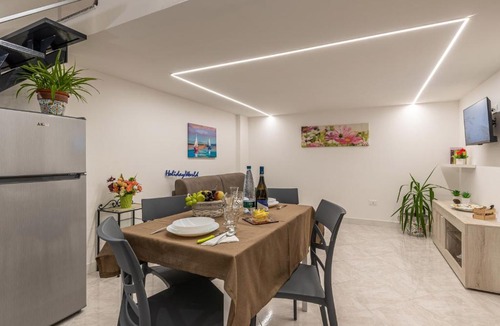 Villabate Apartment | La Casetta di Mari by Holiday World