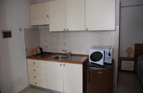 Ustica Apartment | La Cernia Bruna In Town