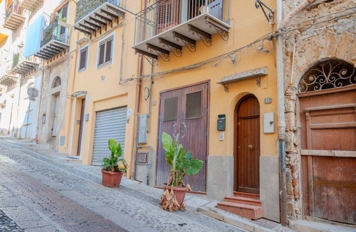Termini Imerese Apartment | La discesa di San Giuseppe