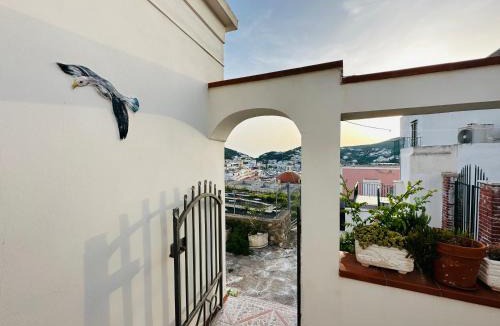 Ponza Apartment | La Donzella - Immobilevante