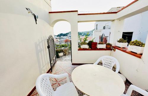 Ponza Apartment | La Donzella - Immobilevante