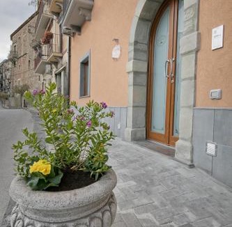 Nicosia House | La Madonnina