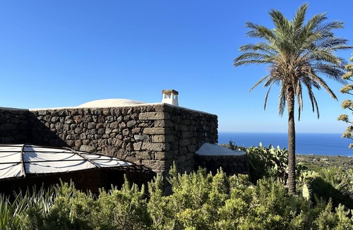 Pantelleria Villa | La Palma & La Luna Dammuso To rent