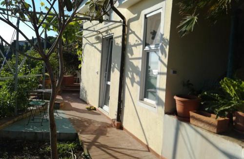 Torre Colonna-sperone Apartment | La Pergola sul mare