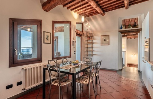 Uzzano Apartment | La terrazza di elas Uzzano