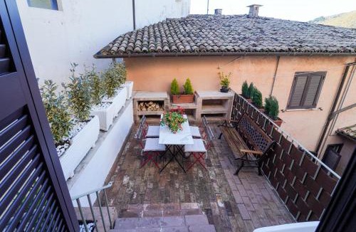 Fiuggi Apartment | La terrazza nel tempo