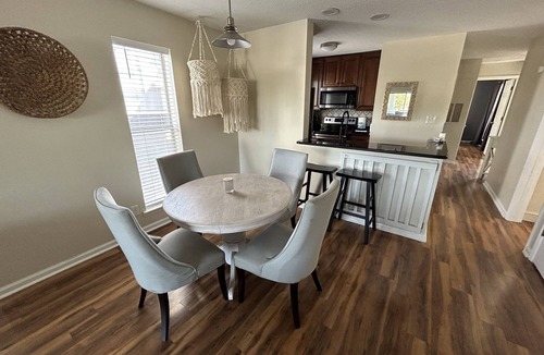 Cornelius Condo | Lake Norman waterfront 2 bedroom, 2 bathroom condo - centrally located