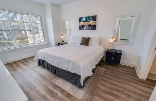 Central Myrtle Beach House | Large 3BR Private Condo Magnolia Pointe Pools!