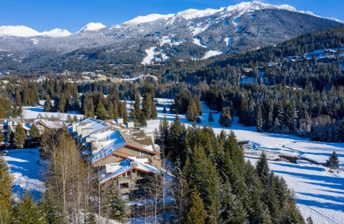 Blueberry Hill Condo | Large condo that sleeps 8. Walking distance to Whistler Village and Alta Lake.
