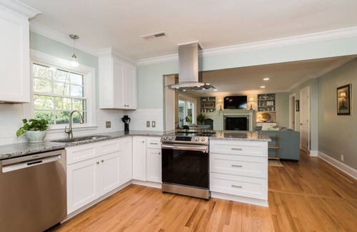 North Garrett Road House | Large Group Getaway Near Duke & UNC
