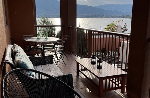Osoyoos Condo | Large Lakefront 3 Bed Condo With Gorgeous Osoyoos Lake and Mountain Views