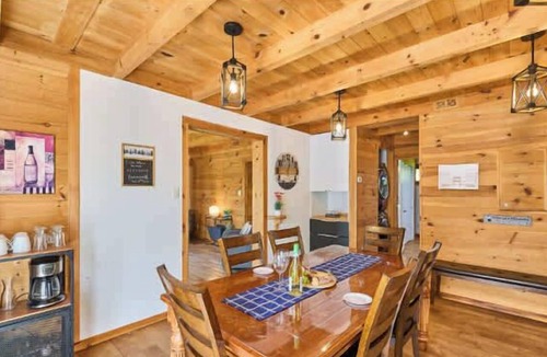 Pohenegamook Ski Chalet | Le Boréal | Private Spa & Lakefront