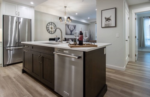 Canmore Condo | Le Bucheron Stunning Spring Creek Luxury condo