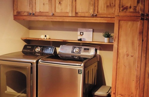 Entrelacs Cabin | Le Repos des Cèdres | Access to lake, fireplace, forest