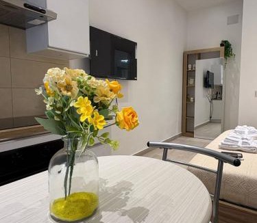 Monreale Apartment | LeRoccheRoom